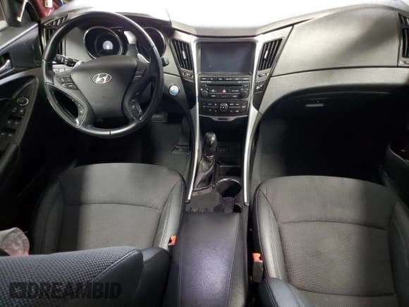 ✅ 2014 Hyundai Sonata SE • VIN: 5NPEC4AB0EH876372 • Lot: 71831954. Listed on Copart with 108,807 mi. Free auction sales archive from the USA and detailed vehicle history report at DreamBid. Image 8.