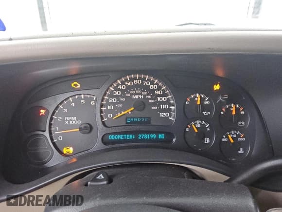 ✅ 2005 Chevrolet Suburban LT • VIN: 3GNEC16Z35G269046 • Лот: 47538425. Опубликован ранее на Copart с пробегом 278 199 миль. Бесплатный доступ к архиву аукционных продаж из США и подробный отчёт об истории автомобиля на DreamBid. Изображение 9.