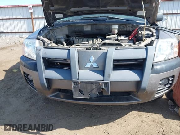 ✅ 2005 Mitsubishi Endeavor LS • VIN: 4A4MN21S75E007593 • Лот: 42489979. Опубликован ранее на IAAI с пробегом 198 294 миль. Бесплатный доступ к архиву аукционных продаж из США и подробный отчёт об истории автомобиля на DreamBid. Изображение 6.