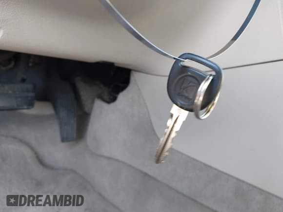 ✅ 2008 Saturn Aura XE • VIN: 1G8ZS57NX8F156677 • Лот: 43679580. Опубликован ранее на IAAI с пробегом 148 320 миль. Бесплатный доступ к архиву аукционных продаж из США и подробный отчёт об истории автомобиля на DreamBid. Изображение 11.