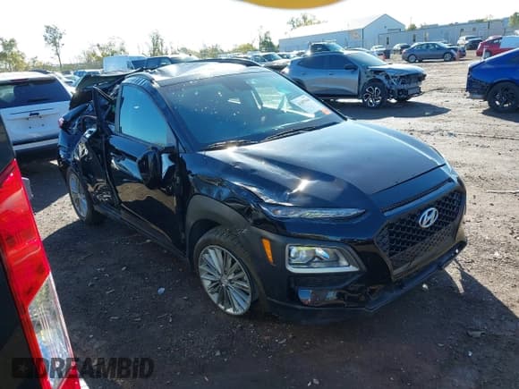 ✅ 2020 Hyundai Kona SEL • VIN: KM8K22AA3LU436940 • Лот: 43497566. Опубликован ранее на IAAI с пробегом 63 137 миль. Бесплатный доступ к архиву аукционных продаж из США и подробный отчёт об истории автомобиля на DreamBid. Изображение 1.