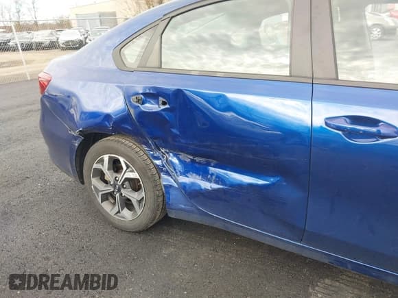 ✅ 2020 Kia Forte LXS • VIN: 3KPF24AD3LE248381 • Лот: 43618970. Опубликован ранее на IAAI с пробегом 129 659 миль. Бесплатный доступ к архиву аукционных продаж из США и подробный отчёт об истории автомобиля на DreamBid. Изображение 6.