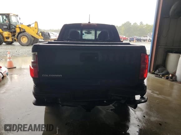 ✅ 2017 Chevrolet Colorado 4WD Z71 • VIN: 1GCPTDE19H1205689 • Лот: 70842874. Опубликован ранее на Copart с пробегом 113 506 миль. Бесплатный доступ к архиву аукционных продаж из США и подробный отчёт об истории автомобиля на DreamBid. Изображение 6.