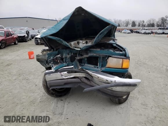 ✅ 1993 Ford Ranger XL • VIN: 1FTCR15U0PPA69745 • Lot: 86398704. Listed on Copart with 20,682 mi. Free auction sales archive from the USA and detailed vehicle history report at DreamBid. Image 5.
