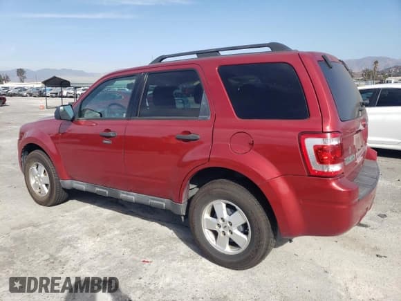 ✅ 2012 Ford Escape XLT • VIN: 1FMCU9DG3CKA84669 • Лот: 85085994. Опубликован ранее на Copart с пробегом 162 629 миль. Бесплатный доступ к архиву аукционных продаж из США и подробный отчёт об истории автомобиля на DreamBid. Изображение 2.