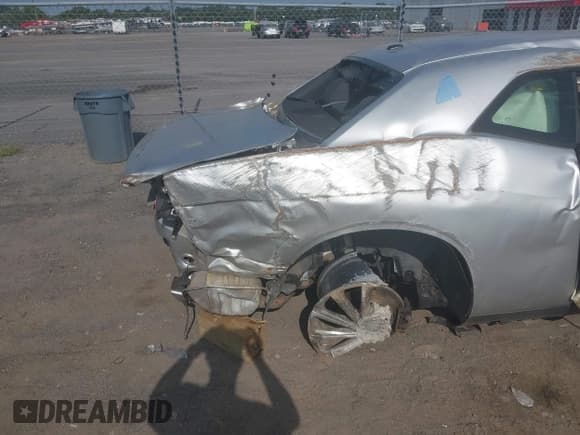 ✅ 2010 Dodge Challenger R/T • VIN: 2B3CJ5DT5AH279438 • Lot: 42846015. Listed on IAAI with Not provided. Free auction sales archive from the USA and detailed vehicle history report at DreamBid. Image 20.