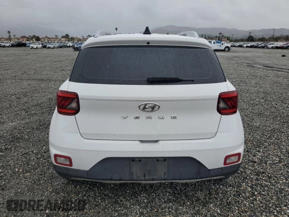 ✅ 2020 Hyundai Venue SEL • VIN: KMHRC8A3XLU040343 • Lot: 48562075. Wystawiony na Copart z przebiegiem 108 929 mil. Bezpłatny archiwum sprzedaży aukcyjnych z USA i szczegółowy raport historii pojazdu na DreamBid. Zdjęcie 6.