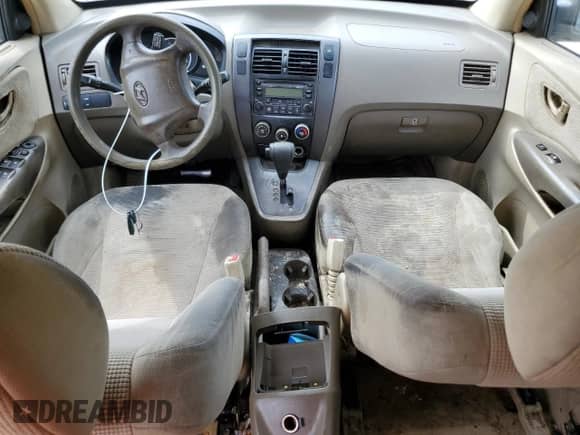 2007 Hyundai Tucson GLS with VIN KM8JM12B27U515691, listed as a Copart auction lot 68236814 with 120,898 mi miles and Salvage title. Bid and sale history available at DreamBid. Image 8.