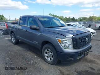 ✅ 2017 Nissan Titan SV • VIN: 1N6AA1EJ0HN552876 • Lot: 42319446. Listed on IAAI with 37,875 mi. Free auction sales archive from the USA and detailed vehicle history report at DreamBid. Image 1.