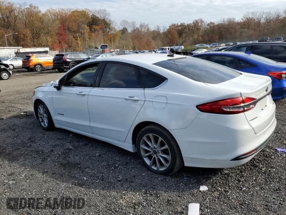 ✅ 2017 Ford Fusion Hybrid SE • VIN: 3FA6P0LU4HR400214 • Lot: 90669125. Wystawiony na Copart z przebiegiem Nie podano. Bezpłatny archiwum sprzedaży aukcyjnych z USA i szczegółowy raport historii pojazdu na DreamBid. Zdjęcie 2.