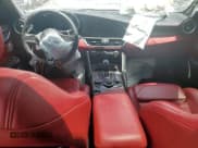 ✅ 2018 Alfa Romeo Giulia Ti Sport • VIN: ZARFAECN3J7599728 • Lot: 57711005. Wystawiony na Copart z przebiegiem Nie podano. Bezpłatny archiwum sprzedaży aukcyjnych z USA i szczegółowy raport historii pojazdu na DreamBid. Zdjęcie 8.