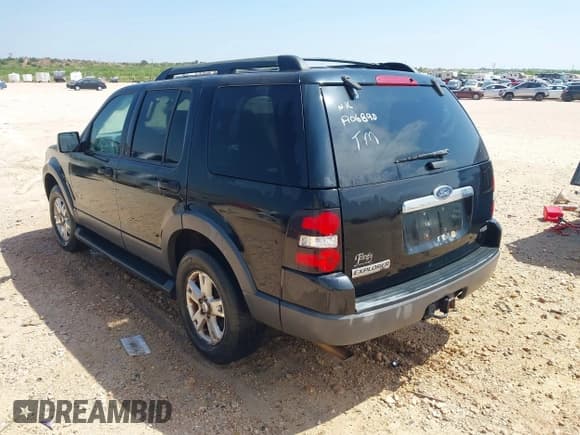 ✅ 2006 Ford Explorer XLT • VIN: 1FMEU73E76ZA06890 • Lot: 42284353. Wystawiony na IAAI z przebiegiem 184 136 mil. Bezpłatny archiwum sprzedaży aukcyjnych z USA i szczegółowy raport historii pojazdu na DreamBid. Zdjęcie 3.