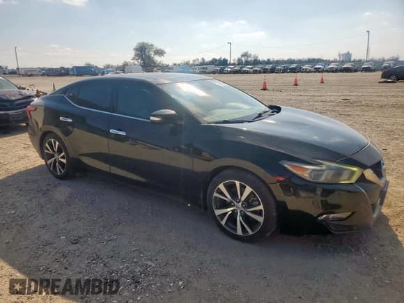 ✅ 2016 Nissan Maxima SL • VIN: 1N4AA6AP1GC401717 • Лот: 92656085. Опубликован ранее на Copart с пробегом 195 131 миль. Бесплатный доступ к архиву аукционных продаж из США и подробный отчёт об истории автомобиля на DreamBid. Изображение 4.