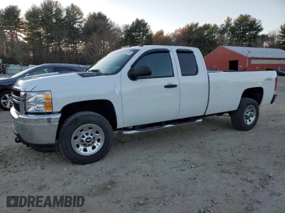 ✅ 2013 Chevrolet Silverado 2500HD Work Truck • VIN: 1GC2KVCG0DZ191218 • Lot: 93674105. Listed on Copart with 171,523 mi. Free auction sales archive from the USA and detailed vehicle history report at DreamBid. Image 1.