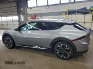 ✅ 2023 Kia EV6 Wind • VIN: KNDC34LAXP5158519 • Lot: 94054805. Wystawiony na Copart z przebiegiem 47 626 mil. Bezpłatny archiwum sprzedaży aukcyjnych z USA i szczegółowy raport historii pojazdu na DreamBid. Zdjęcie 2.