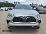 ✅ 2023 Toyota Highlander L • VIN: 5TDKDRAH2PS005536 • Lot: 57158045. Wystawiony na Copart z przebiegiem 55 509 mil. Bezpłatny archiwum sprzedaży aukcyjnych z USA i szczegółowy raport historii pojazdu na DreamBid. Zdjęcie 5.