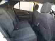 2018 Chevrolet Equinox LT z VIN 2GNAXJEV8J6352656, wystawiony jako Copart lot #90428255 z przebiegiem 173 386 mil mil oraz Czysty tytuł • Clean title. Historia ofert i sprzedaży dostępna na DreamBid. Obrazek 11.