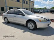 ✅ 2004 Honda Accord DX • VIN: 1HGCM55174A071746 • Lot: 60918825. Listed on Copart with 252,766 mi. Free auction sales archive from the USA and detailed vehicle history report at DreamBid. Image 4.