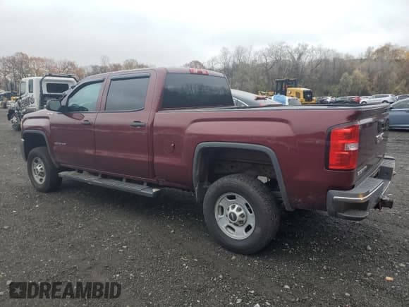 ✅ 2016 GMC Sierra 2500HD • VIN: 1GT12REG9GF119861 • Lot: 89830535. Wystawiony na Copart z przebiegiem 101 381 mil. Bezpłatny archiwum sprzedaży aukcyjnych z USA i szczegółowy raport historii pojazdu na DreamBid. Zdjęcie 2.