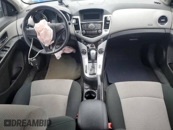 2011 Chevrolet Cruze LS+ 1SB с VIN 1G1PA5SH3B7272699, выставлен на аукционе Copart как лот 68695425 с пробегом 119 339 миль миль и Списание • Salvage title. История ставок и продаж доступна на DreamBid. Изображение 8.