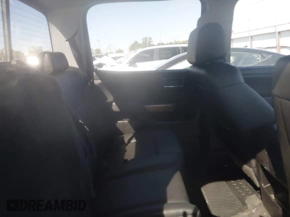 ✅ 2017 Chevrolet Silverado 1500 LTZ • VIN: 3GCPCSEC7HG423878 • Lot: 43603904. Wystawiony na IAAI z przebiegiem 150 887 mil. Bezpłatny archiwum sprzedaży aukcyjnych z USA i szczegółowy raport historii pojazdu na DreamBid. Zdjęcie 8.