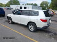 ✅ 2013 Toyota Highlander • VIN: 5TDBK3EH0DS225394 • Lot: 43309655. Listed on IAAI with 248,526 mi. Free auction sales archive from the USA and detailed vehicle history report at DreamBid. Image 3.