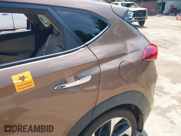 ✅ 2016 Hyundai Tucson Limited • VIN: KM8J33A21GU106243 • Лот: 43121239. Опубликован ранее на IAAI с пробегом 136 487 миль. Бесплатный доступ к архиву аукционных продаж из США и подробный отчёт об истории автомобиля на DreamBid. Изображение 14.