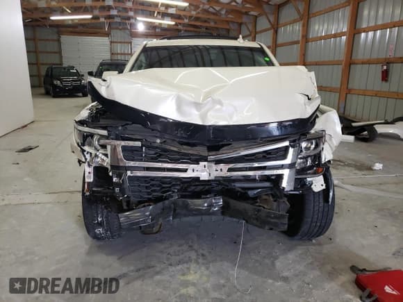 ✅ 2015 Chevrolet Suburban LT • VIN: 1GNSKJKC0FR500591 • Lot: 50038094. Wystawiony na Copart z przebiegiem Nie podano. Bezpłatny archiwum sprzedaży aukcyjnych z USA i szczegółowy raport historii pojazdu na DreamBid. Zdjęcie 5.