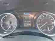 2022 Toyota Camry SE z VIN 4T1G11AK5NU075077, wystawiony jako IAAI lot #42359500 z przebiegiem 35 938 mil mil oraz . Historia ofert i sprzedaży dostępna na DreamBid. Obrazek 7.