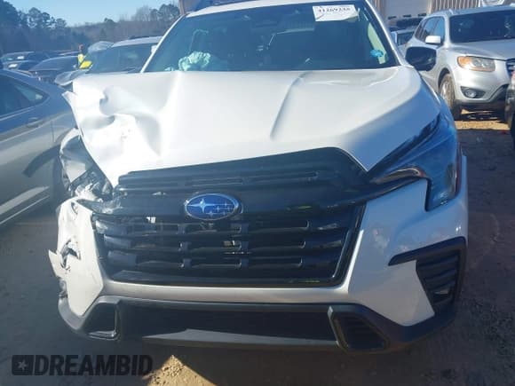 ✅ 2023 Subaru Ascent Onyx Limited • VIN: 4S4WMAKD7P3407578 • Lot: 41269235. Wystawiony na IAAI z przebiegiem 27 679 mil. Bezpłatny archiwum sprzedaży aukcyjnych z USA i szczegółowy raport historii pojazdu na DreamBid. Zdjęcie 11.