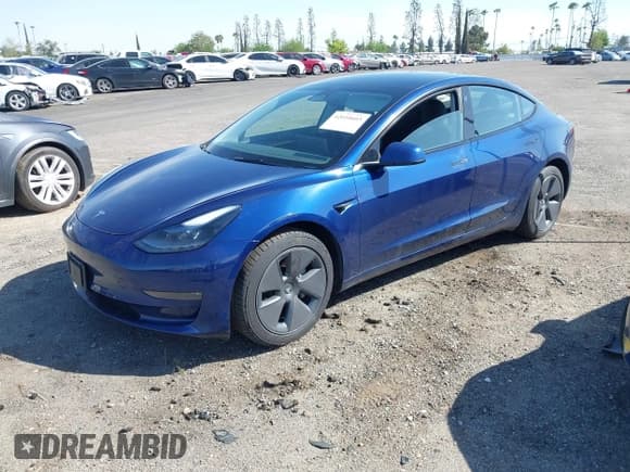✅ 2023 Tesla Model 3 Long Range • VIN: 5YJ3E1EB0PF620745 • Lot: 42010603. Wystawiony na IAAI z przebiegiem 39 846 mil. Bezpłatny archiwum sprzedaży aukcyjnych z USA i szczegółowy raport historii pojazdu na DreamBid. Zdjęcie 21.