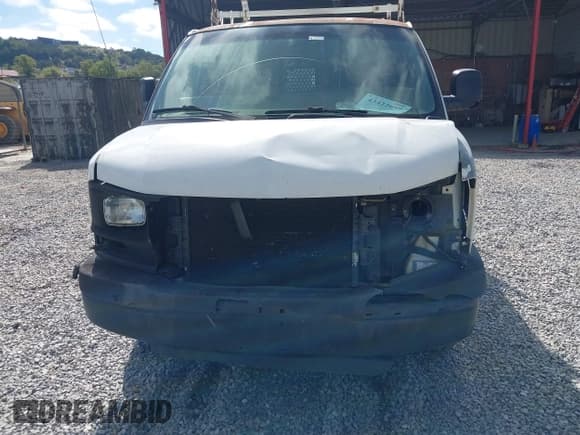 ✅ 2007 Chevrolet Express Cargo • VIN: 1GCGG25VX71121651 • Лот: 43422699. Опубликован ранее на IAAI с пробегом 494 540 миль. Бесплатный доступ к архиву аукционных продаж из США и подробный отчёт об истории автомобиля на DreamBid. Изображение 6.