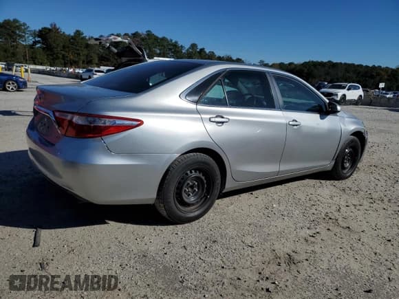✅ 2016 Toyota Camry LE • VIN: 4T1BF1FKXGU526186 • Lot: 91872905. Listed on Copart with 217,839 mi. Free auction sales archive from the USA and detailed vehicle history report at DreamBid. Image 3.