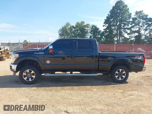 ✅ 2014 Ford F-250 Lariat • VIN: 1FT7W2BT3EEA65628 • Lot: 43327788. Listed on IAAI with 222,612 mi. Free auction sales archive from the USA and detailed vehicle history report at DreamBid. Image 15.