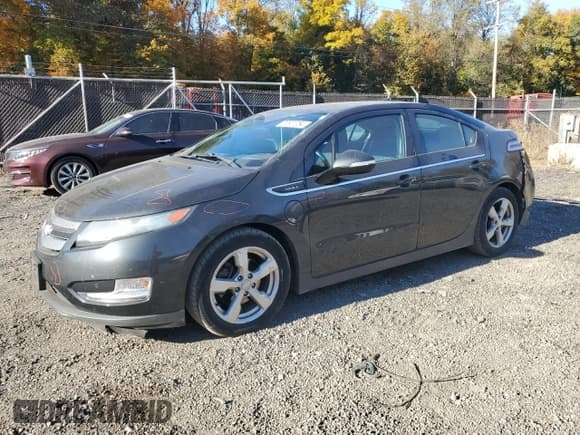 ✅ 2014 Chevrolet Volt • VIN: 1G1RE6E47EU131975 • Lot: 77671754. Wystawiony na Copart z przebiegiem 105 202 mil. Bezpłatny archiwum sprzedaży aukcyjnych z USA i szczegółowy raport historii pojazdu na DreamBid. Zdjęcie 1.