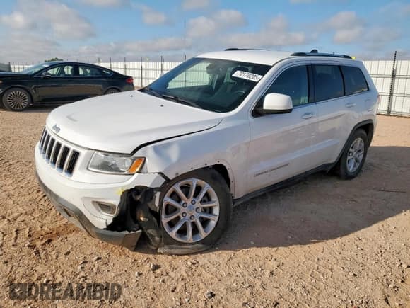 ✅ 2015 Jeep Grand Cherokee Laredo • VIN: 1C4RJEAG4FC109095 • Lot: 70170205. Listed on Copart with 83,614 mi. Free auction sales archive from the USA and detailed vehicle history report at DreamBid. Image 1.