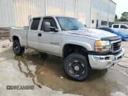 ✅ 2007 GMC Sierra 2500HD SLE1 • VIN: 1GTHK29D57E164940 • Lot: 71756044. Wystawiony na Copart z przebiegiem 371 493 mil. Bezpłatny archiwum sprzedaży aukcyjnych z USA i szczegółowy raport historii pojazdu na DreamBid. Zdjęcie 4.