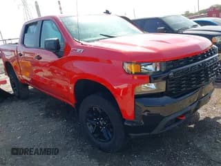 ✅ 2020 Chevrolet Silverado 1500 Custom Trail Boss • VIN: 1GCPYCEF0LZ153399 • Lot: 43232591. Wystawiony na IAAI z przebiegiem 53 389 mil. Bezpłatny archiwum sprzedaży aukcyjnych z USA i szczegółowy raport historii pojazdu na DreamBid. Zdjęcie 1.
