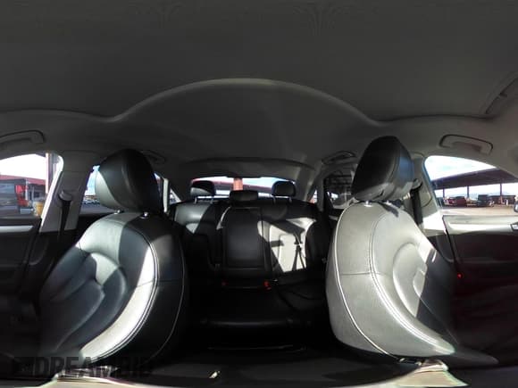 ✅ 2014 Audi A4 Premium Plus • VIN: WAUFFAFL7EN015831 • Лот: 43604835. Опубликован ранее на IAAI с пробегом 195 495 миль. Бесплатный доступ к архиву аукционных продаж из США и подробный отчёт об истории автомобиля на DreamBid. Изображение 19.