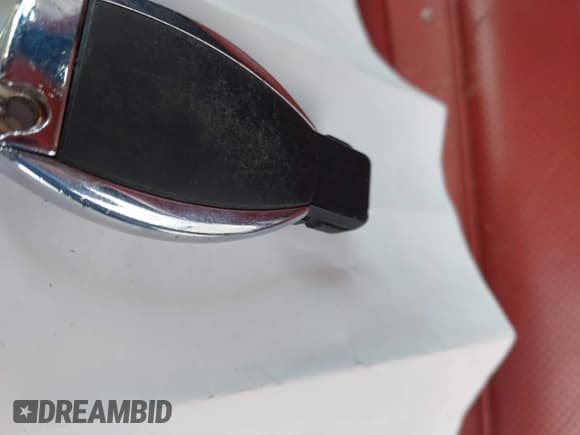 ✅ 2018 Mercedes-Benz C 300 • VIN: WDDWK4JB4JF698192 • Lot: 41687143. Wystawiony na IAAI z przebiegiem 78 702 mil. Bezpłatny archiwum sprzedaży aukcyjnych z USA i szczegółowy raport historii pojazdu na DreamBid. Zdjęcie 11.