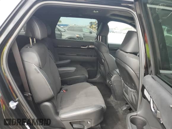 ✅ 2024 Hyundai Palisade Calligraphy • VIN: KM8R7DGE7RU670612 • Lot: 85311475. Wystawiony na Copart z przebiegiem 3 322 mil. Bezpłatny archiwum sprzedaży aukcyjnych z USA i szczegółowy raport historii pojazdu na DreamBid. Zdjęcie 11.