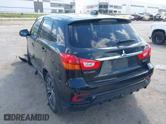 2019 Mitsubishi Outlander ES with VIN JA4AP3AU1KU032223, listed as a IAAI auction lot 43283790 with 47,697 mi miles and . Bid and sale history available at DreamBid. Image 3.