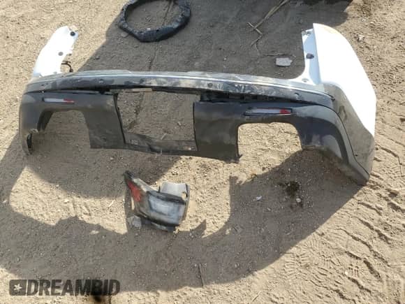 2021 Chevrolet Traverse Premier с VIN 1GNEVKKW0MJ179278, выставлен на аукционе Copart как лот 84952265 с пробегом 76 251 миль миль и Списание • Salvage title. История ставок и продаж доступна на DreamBid. Изображение 13.