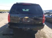 ✅ 2012 Chevrolet Suburban LT • VIN: 1GNSKJE72CR220164 • Lot: 75319034. Wystawiony na Copart z przebiegiem 104 327 mil. Bezpłatny archiwum sprzedaży aukcyjnych z USA i szczegółowy raport historii pojazdu na DreamBid. Zdjęcie 6.