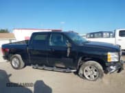 ✅ 2013 Chevrolet Silverado 1500 LT • VIN: 3GCPKSE77DG256616 • Lot: 43355281. Wystawiony na IAAI z przebiegiem 192 834 mil. Bezpłatny archiwum sprzedaży aukcyjnych z USA i szczegółowy raport historii pojazdu na DreamBid. Zdjęcie 13.