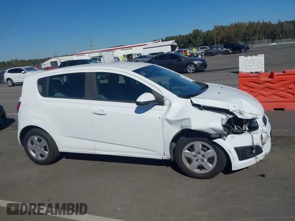 ✅ 2013 Chevrolet Sonic LS • VIN: 1G1JA6SH2D4186574 • Lot: 43484831. Listed on IAAI with 200,356 mi. Free auction sales archive from the USA and detailed vehicle history report at DreamBid. Image 13.