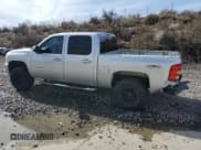 ✅ 2010 Chevrolet Silverado 1500 • VIN: 3GCXKTE26AG131905 • Lot: 46319925. Wystawiony na Copart z przebiegiem 194 686 mil. Bezpłatny archiwum sprzedaży aukcyjnych z USA i szczegółowy raport historii pojazdu na DreamBid. Zdjęcie 2.