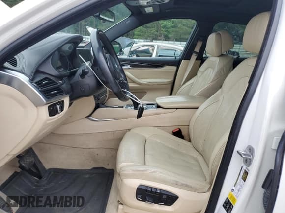 ✅ 2015 BMW X6 xDrive50i • VIN: 5UXKU6C54F0R33513 • Lot: 58395265. Listed on Copart with 160,049 mi. Free auction sales archive from the USA and detailed vehicle history report at DreamBid. Image 7.