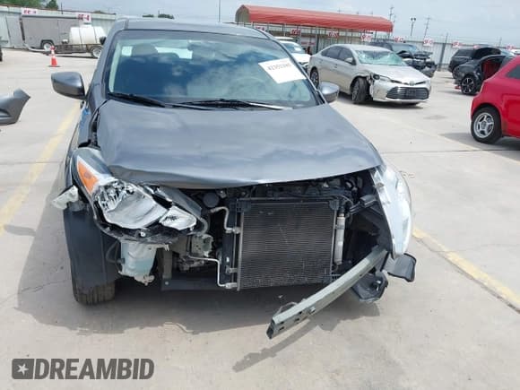 ✅ 2016 Nissan Versa S Plus • VIN: 3N1CN7AP8GL837372 • Lot: 42352185. Wystawiony na IAAI z przebiegiem 105 001 mil. Bezpłatny archiwum sprzedaży aukcyjnych z USA i szczegółowy raport historii pojazdu na DreamBid. Zdjęcie 13.