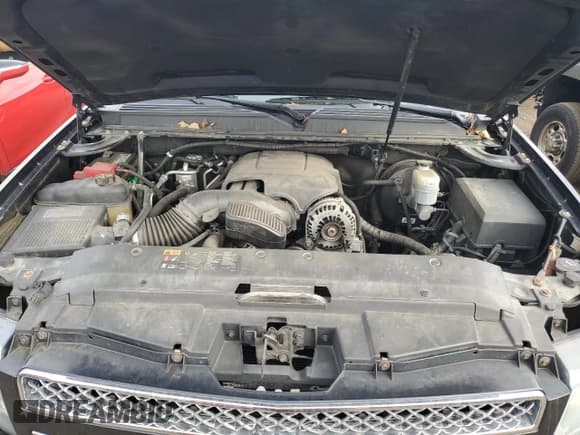 ✅ 2011 Chevrolet Suburban LTZ • VIN: 1GNSKKE33BR298566 • Lot: 91773575. Listed on Copart with 146,486 mi. Free auction sales archive from the USA and detailed vehicle history report at DreamBid. Image 12.